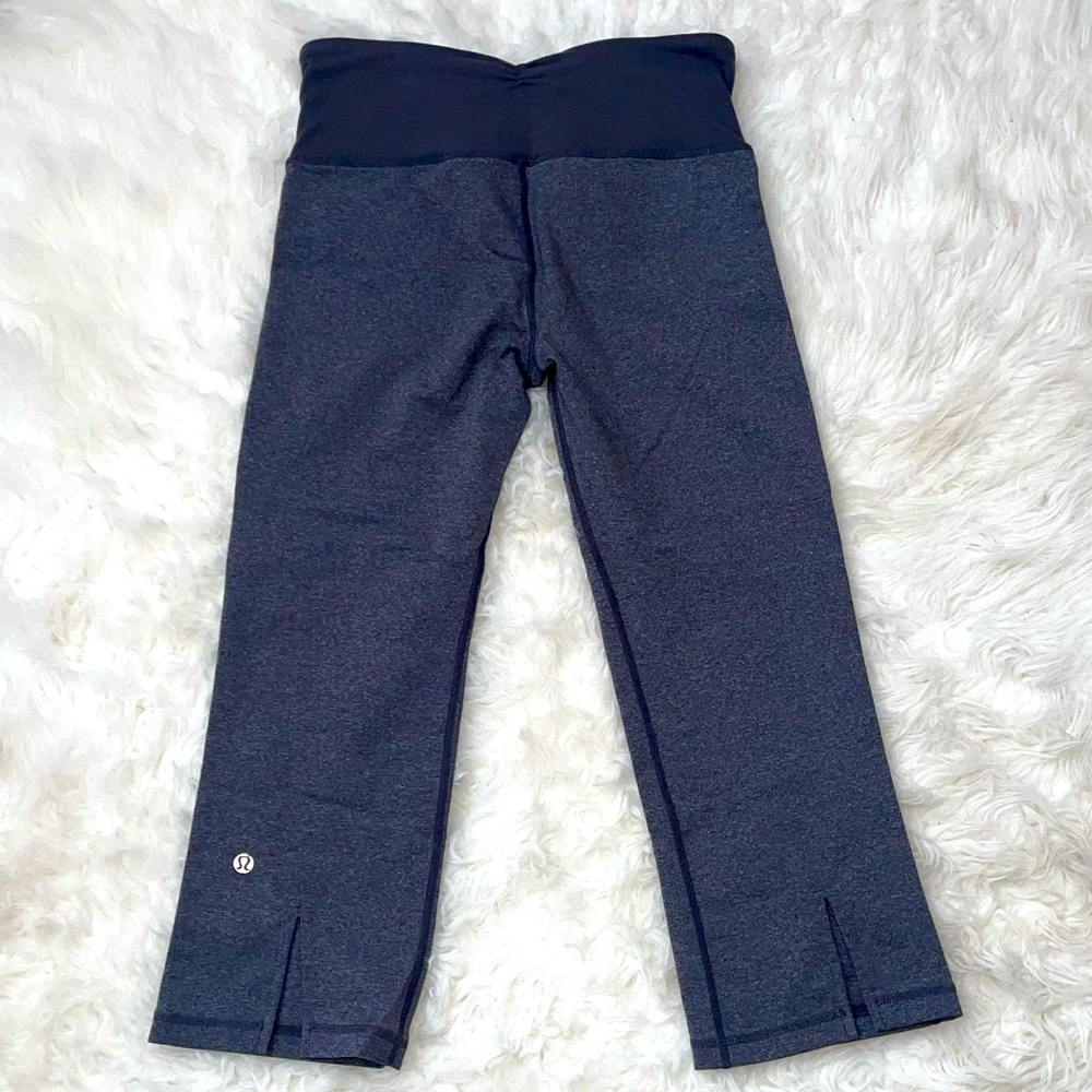 Lululemon capri size 4